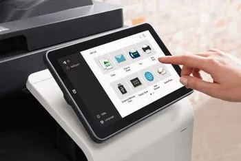 מדפסת לייזר צבע משולבת Konica Minolta bizhub C300i Office Multifunction Printer